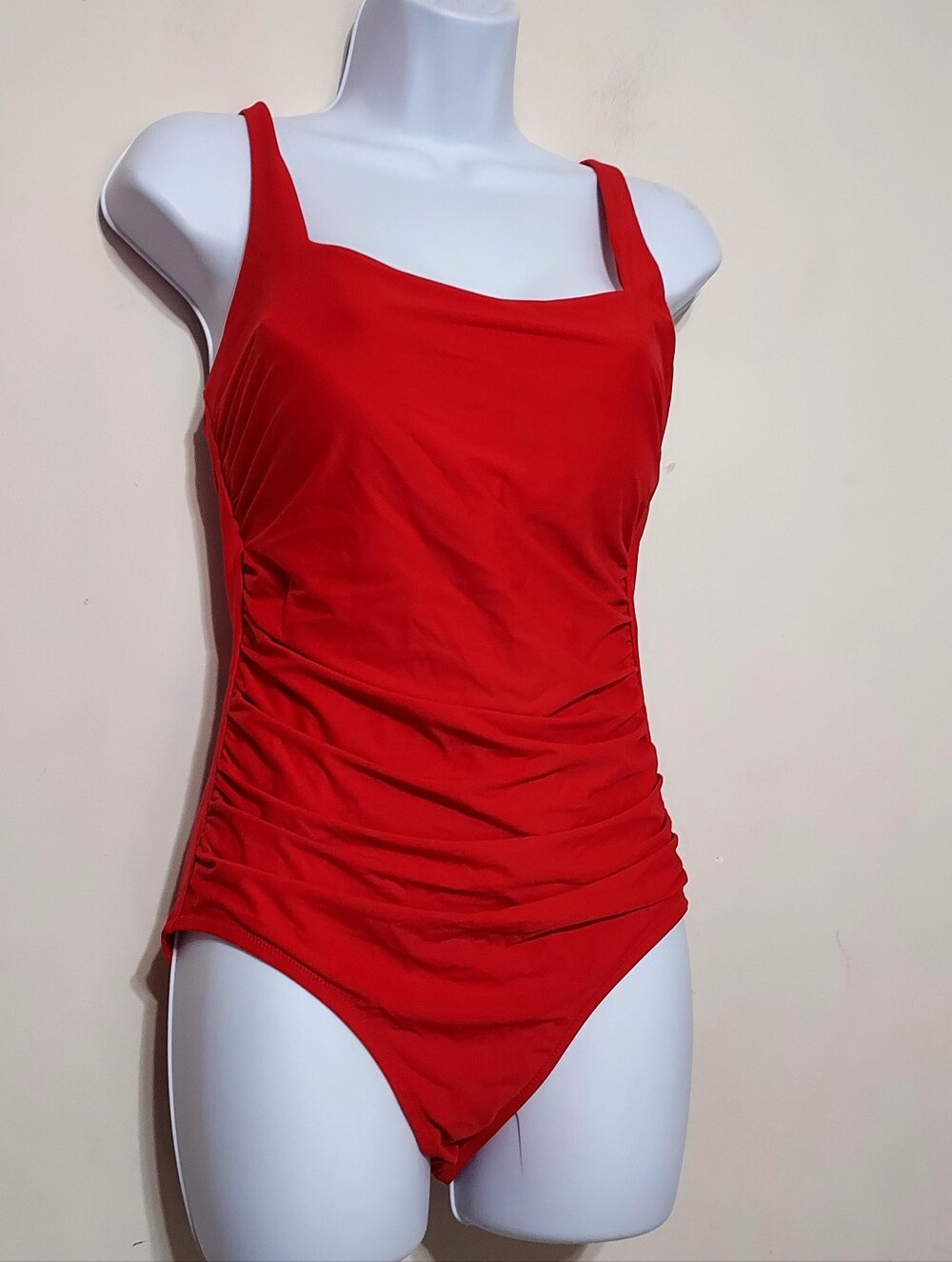 Athleta Vibrant Red Ruched One-Piece Swimsuit Sz-M